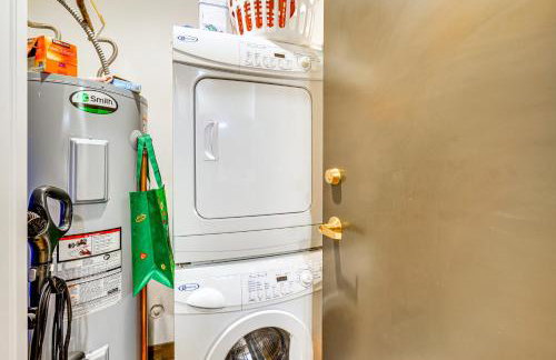 Ski-InandSki-Out Solitude Condo with Rooftop Hot Tub! - Foto 20