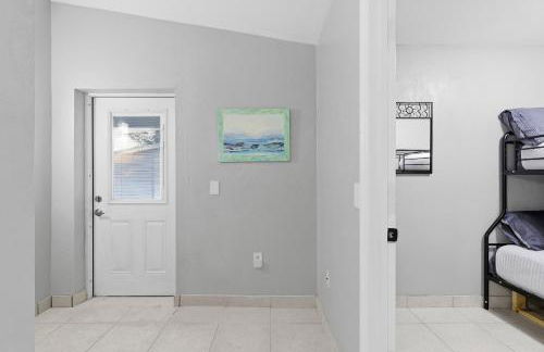 Sun and Fun- Dolphin Diversion - Photo 20