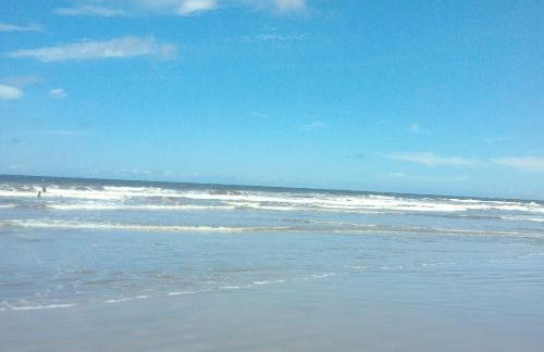 Aconchego e pé na areia - Foto 1