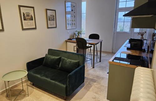 Château de la Follie Le Berne - Foto 2