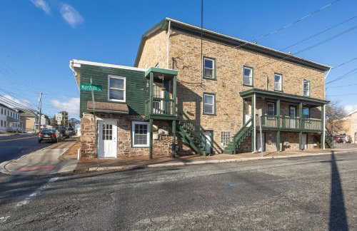 Rustic & Renovated 3 Bed - 8 Min Walk to Bridge St - Foto 21