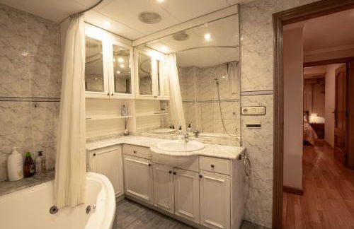 La casa de Lili acerca de palacio de música - Photo 29