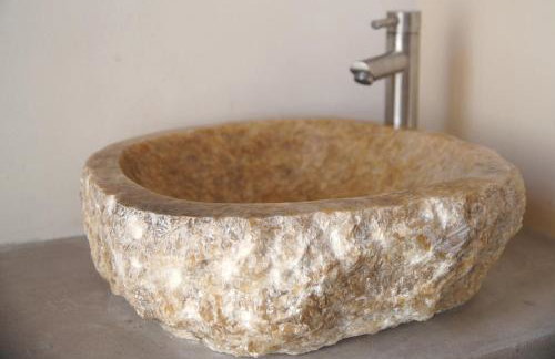 The Village Hideaway - Traditional Stone House - Foto 16