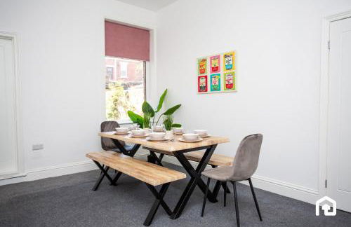 Vacant Nests The Fredrick Close to sea front - Photo 52