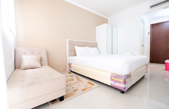 Studio Signature Park Grande Apartment Near Mt Haryono - Photo 1