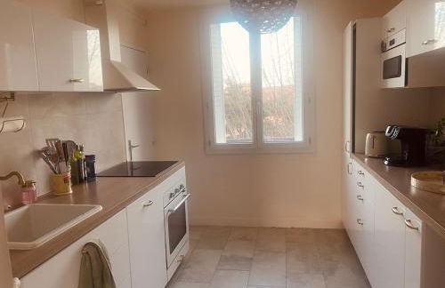 Cozy apartment near city center and train station - Foto 4