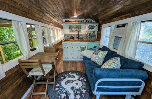 Cozy AF Medusa the Bus-Lux - Foto 9