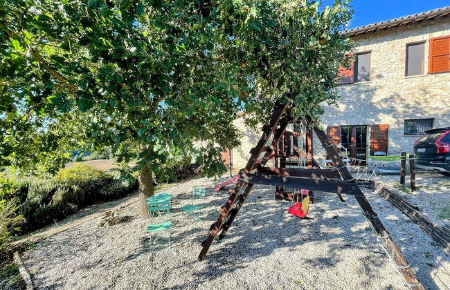 Detached Villa - Sleeps 10 - Pool - Pergola - Playground for Children - Wifi - Foto 77
