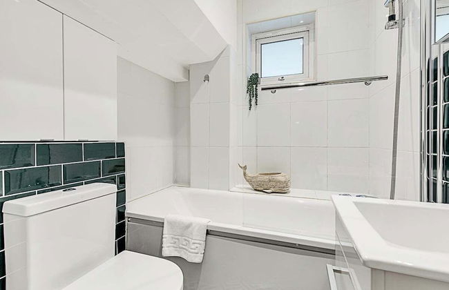 Modern Comfort Two Bedroom Gem on the Rye - Foto 29