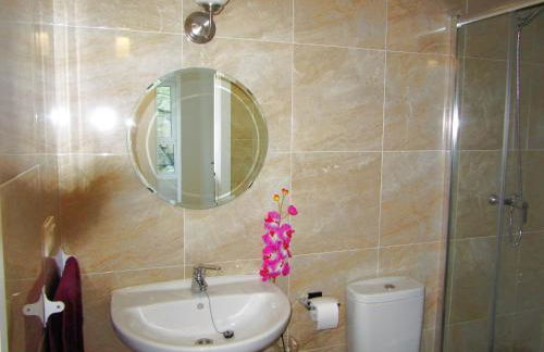 Telmo's Home con PARKING -Sirimiri Apartments- - Foto 17