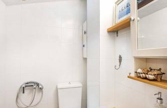 Azure Coast Seafront Retreat - Foto 46