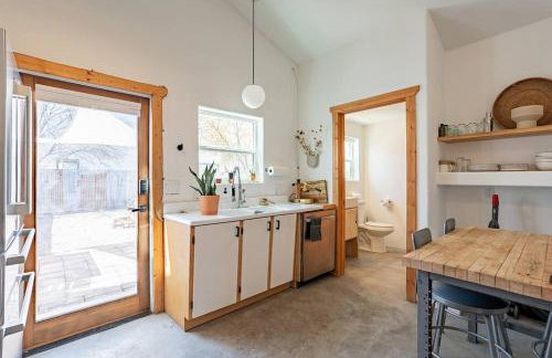 Modern Historic 1900 Adobe Bungalow in Downtown - Foto 11