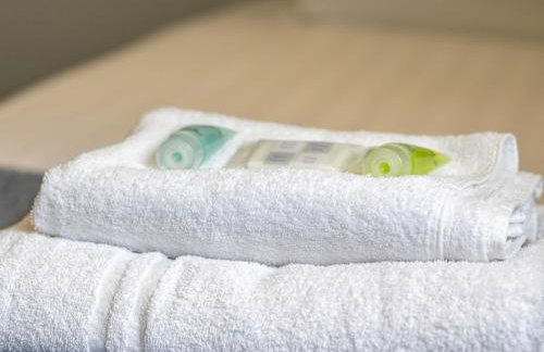 Renfrew Town Centre Easy Link to Glasgow City - Pass the Keys - Foto 59