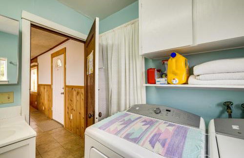 Peaceful Cloverdale Home - Walk to Winema Beach - Foto 19