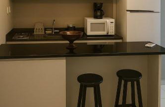 Flat Vista Mar com Piscina e Wi-Fi Rápido Rio Vermelho - Foto 7