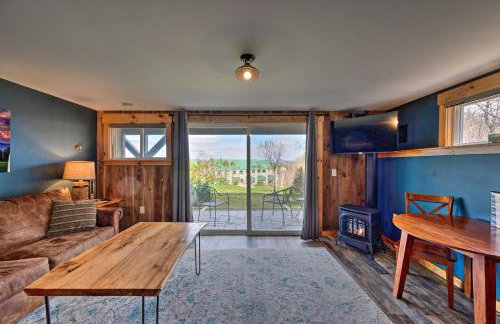 Slopeside Burke Mountain Condo with Fireplace! - Foto 6