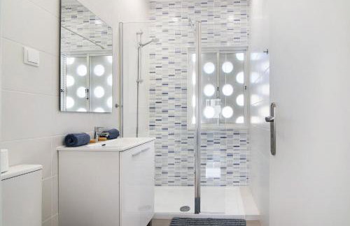 Skipper House - Photo 2