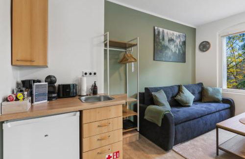 Vorstadtoase - 3 Personen - Apartment mit Queensize-Bett, Badewanne, Schlafcouch, Parken, Netflix, Nähe BER - Foto 8