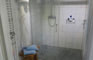 Cottage Ferienwohnung mit Seeblick - Foto 8