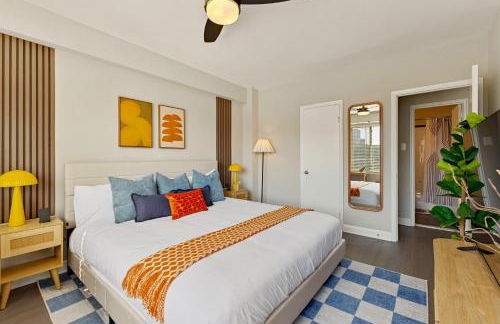 CASA Arlington Suite with Top-Tier Amenities & Parking - Foto 24