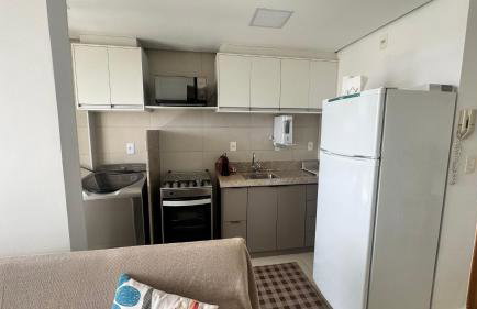 Apto 2Q no Marista, Conforto é ótima localização - Foto 16