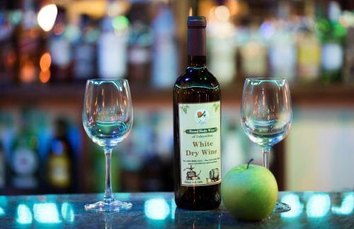 Alamis Hotel & Apartments - Photo 20