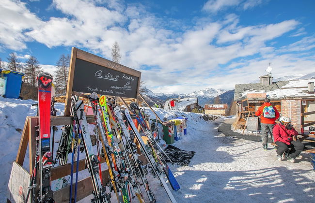 La Torre In The Center Of Town - Photo 19