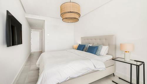 Apartamento de Lujo con Vista al Mar - Photo 4