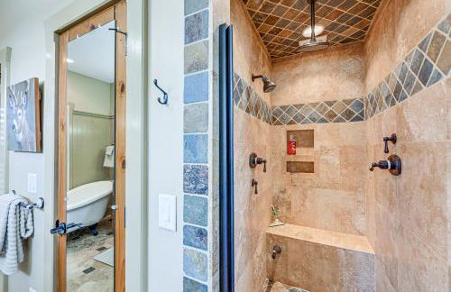 Mountain-View Georgia Cabin with 2 Decks - Foto 15