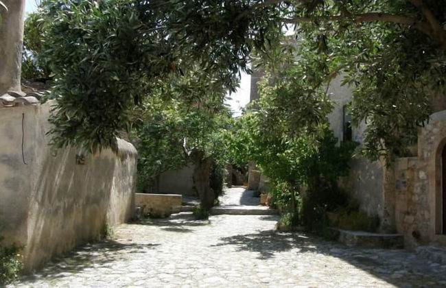 Dorovinis Monemvasia Castlehouses - Photo 53