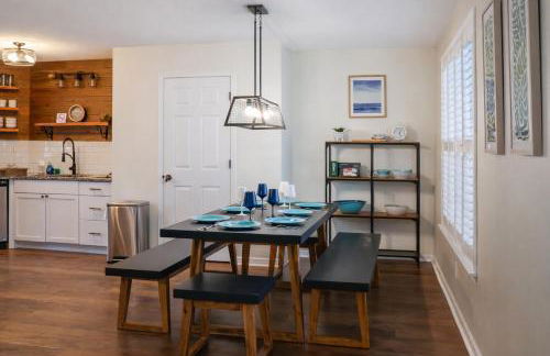 Pool House, Short Drive to Beach, Grill, Smart TV - Foto 23