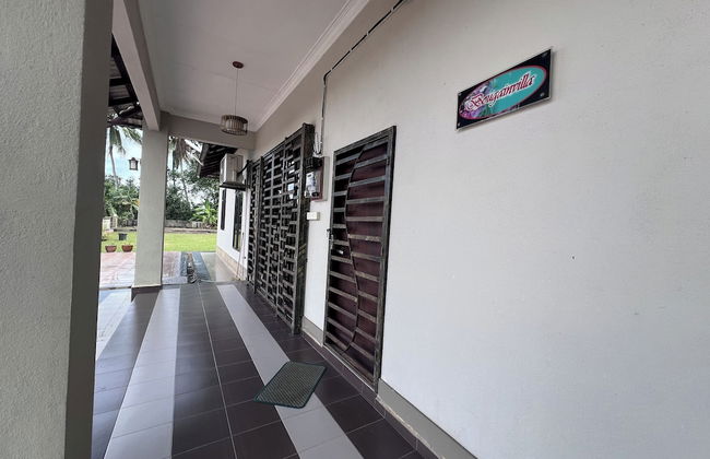Nurbayu Villa (3 and 4 bedroom Villa) Kemaman - Foto 50