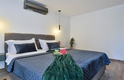 Villa Zariva with pool and panoramic mountain and - Foto 22