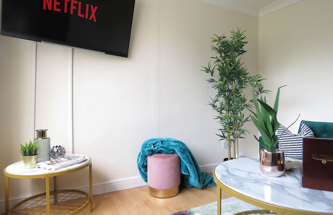 Three Bedroom Duplex Balcony and Parking - Foto 12