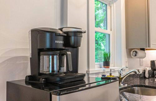 Campfire Cottage Fireplace, fire pit & no chores! - Foto 8