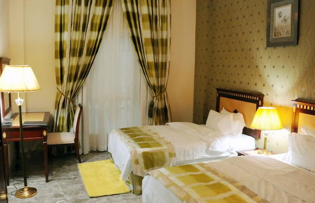 Pioneer Hotel Apartments - Photo 6