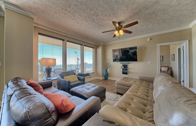 Astonishing Oceanfront Condo with Oversized Balcony to Enjoy Amazing Gulf View - Unit 0204 by RedAwning - Foto 23