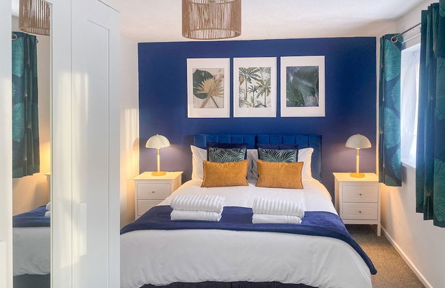 Phoenix House - Photo 13