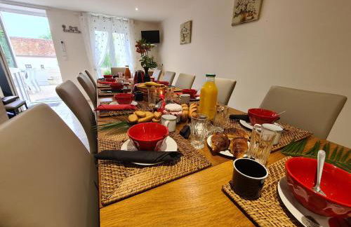 Gîte spacieux près du zoo de Beauval avec cour privative, terrasse, et équipements complets - FR-1-591-371 - Foto 3