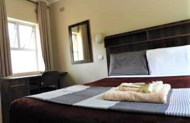 2 Bedroomed Apartment With En-suite and Kitchenette - 2067 - Foto 14