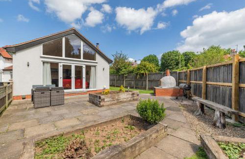 Hawthornden - Photo 1