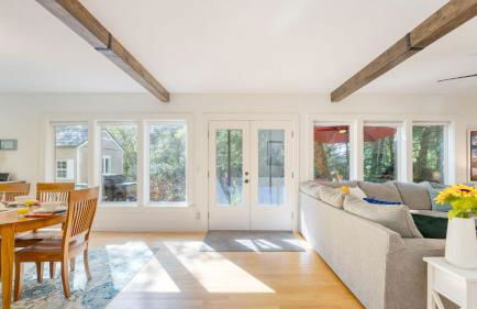 Walk to Beach Relax in Hot Tub Dine on the Deck LoLis Place by AvantStay - Foto 17