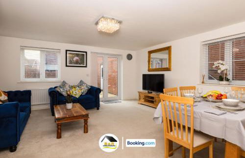 Duckett house, 3 Bedroom Detached House By B and R Serviced Accommodation Amesbury With Free Parking - Foto 7