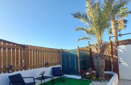 Bungalow with Sunny Private Terrace - Secure Bike or Board Storage - Foto 30