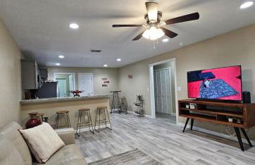 Stylish 2BR in Ocala Near WEC & FAST - Foto 10