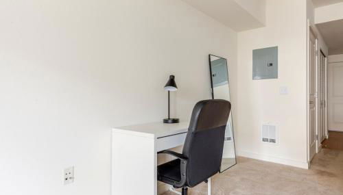 Blueground Bellevue AC gym bbq nr park SEA-827 - Foto 2, Other