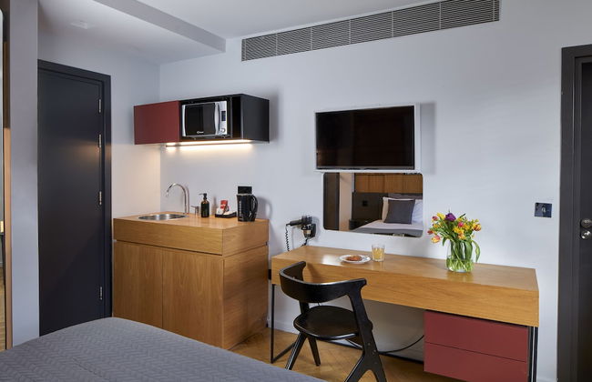 London Paddington Apartments - Photo 35