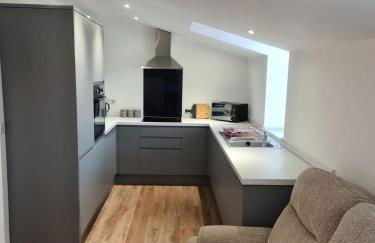 2 Bedroom Central Apartment - Photo 1