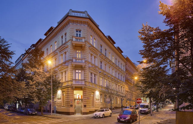 Mamaison Residence Belgicka - Foto 1