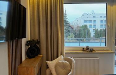 Family & Business Apartments PREMIUM No1 - 1 Bedroom with Private Jacuzzi, Balcony, Parking - Photo 23